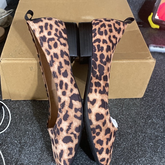 Life Stride Soft Flats Cameo Brown Leopard Size 7 - Picture 3 of 7